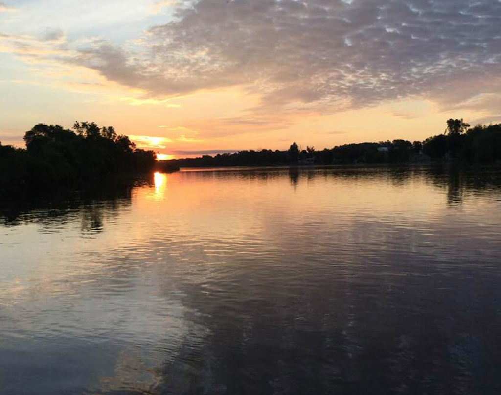 Barefoot Paddle | 593 Inglis Rd, Greater Madawaska, ON K7V 3Z9, Canada | Phone: (705) 772-1020