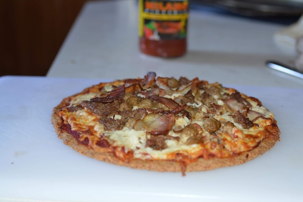 Milano Pizzeria | 54 Wilson St W, Perth, ON K7H 2N4, Canada | Phone: (613) 264-8883