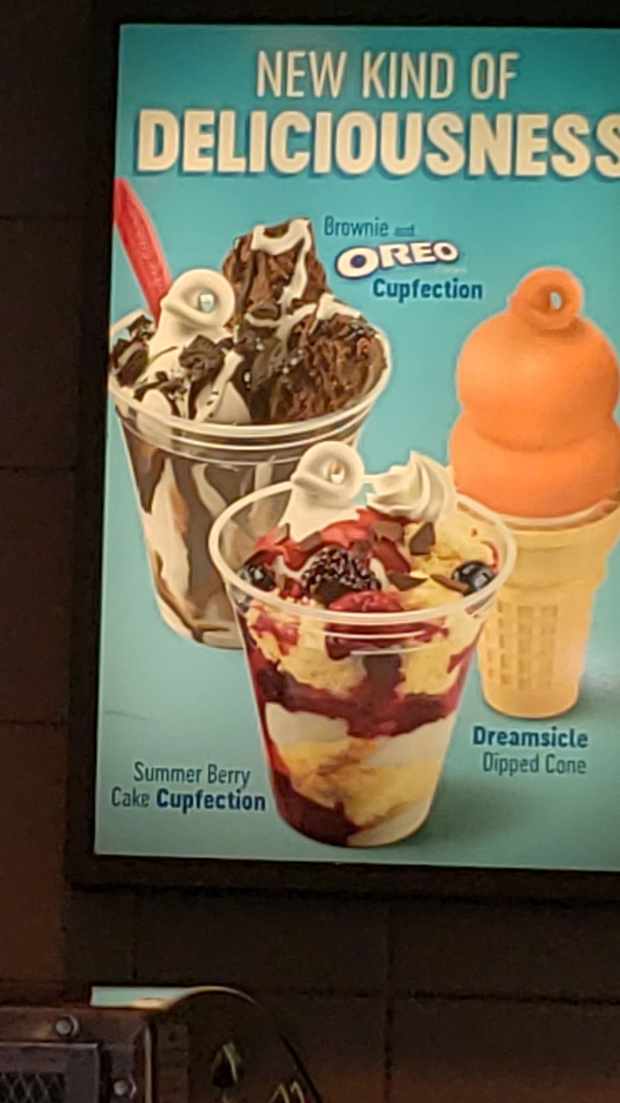 Dairy Queen (Treat) | 358 Queensway West, Simcoe, ON N3Y 2N2, Canada | Phone: (519) 426-3321