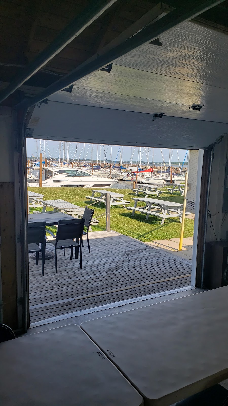 Pointe du Chêne Yacht Club | 25 Pointe-du-Chêne Wharf Rd, Pointe-du-Chêne, NB E4P 4V7, Canada | Phone: (506) 532-6800