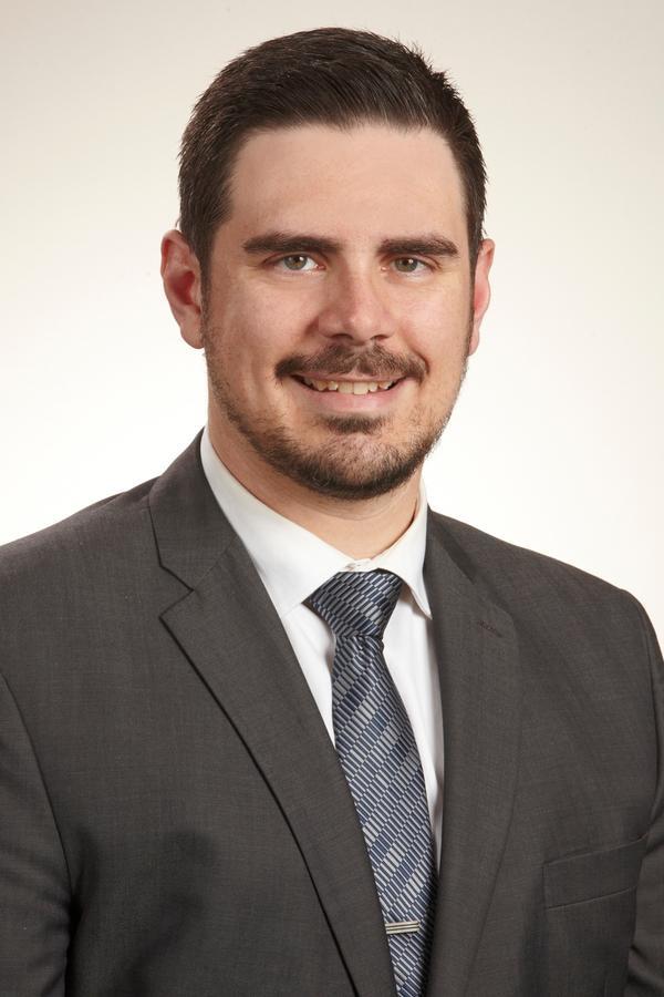 Edward Jones - Financial Advisor: Nathan Best | 385 Wilson St E Suite 203, Ancaster, ON L9G 2C1, Canada | Phone: (905) 648-3870