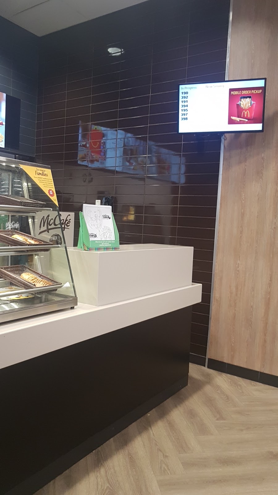 McDonalds | 1280 Steeles Ave E, Milton, ON L9T 6R1, Canada | Phone: (905) 875-4943