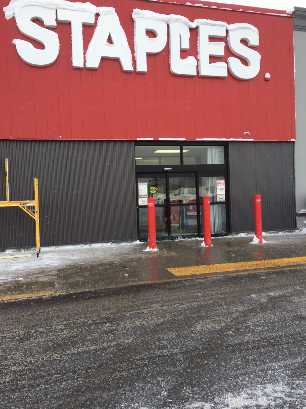 Staples | 9226 ON-93, Midland, ON L4R 4K4, Canada | Phone: (705) 526-5510