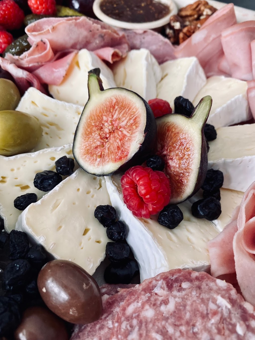 Ganaraska Graze Boards | 4473 Ganaraska Rd, Kendal, ON L0A 1E0, Canada | Phone: (905) 926-9423