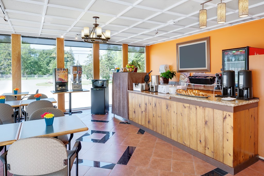 Howard Johnson Inn Lindsay | 354 Lindsay St S, Lindsay, ON K9V 4R4, Canada | Phone: (705) 324-0314