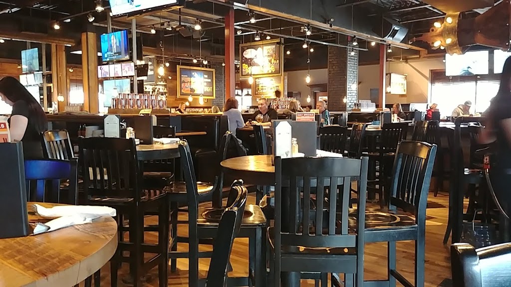 Jack Astors Bar & Grill | 88 Fanshawe Park Rd E, London, ON N5X 4C5, Canada | Phone: (519) 663-2091