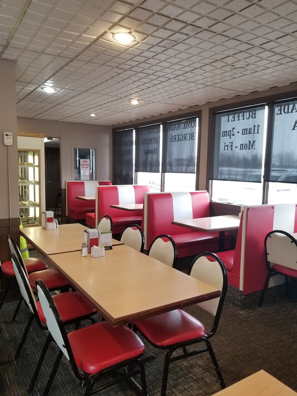 Colleens Diner | 102 Service Rd, Hwy 1, Balgonie, SK S0G 0E0, Canada | Phone: (306) 771-4525