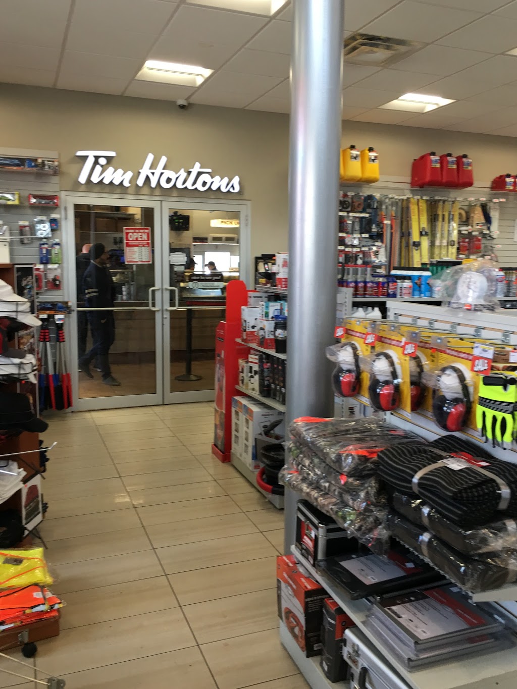 Petro-Canada | 6995 Dixie Rd, Mississauga, ON L5T 1A8, Canada | Phone: (905) 670-8118