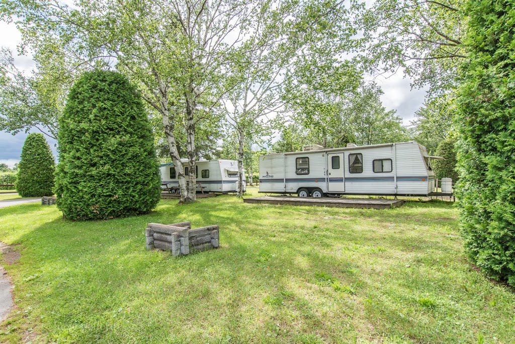 Camping La Gervaisie | 1 Chemin du Lac Trottier, Saint-Tite, QC G0X 3H0, Canada | Phone: (418) 365-7171