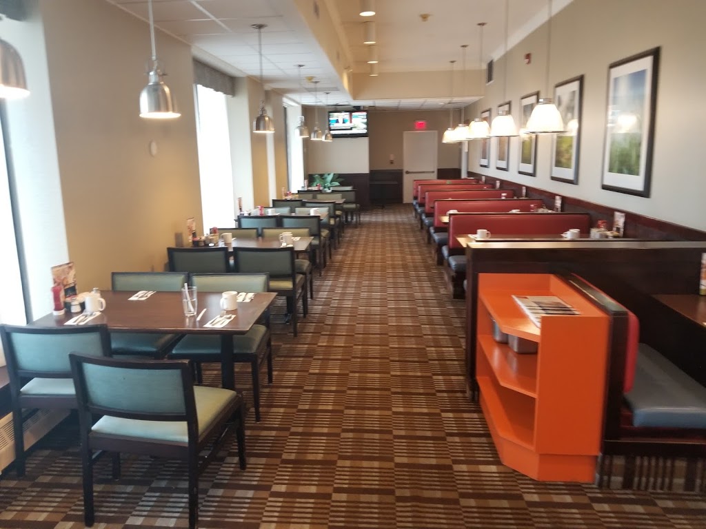 Perkins Family Restaurant | 600 Dixon Rd, Etobicoke, ON M9W 1J1, Canada | Phone: (416) 240-9741