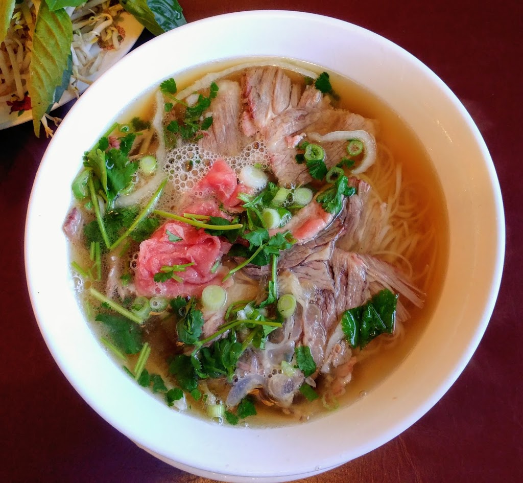 King Noodle House Pho Hoang | 10613 97 St NW, Edmonton, AB T5H 2L5, Canada | Phone: (780) 428-8983
