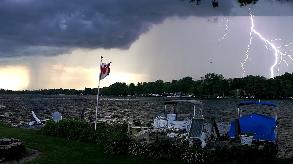 Rideau Ferry Harbour | 110 Coutts Bay Rd, Rideau Ferry, ON K0G 1W0, Canada | Phone: (613) 264-2628