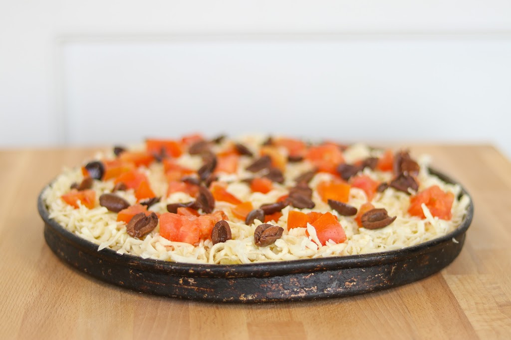 Bow Tie Pizza (Centre St) | 4817b Centre St N, Calgary, AB T2E 2Z6, Canada | Phone: (403) 299-0000