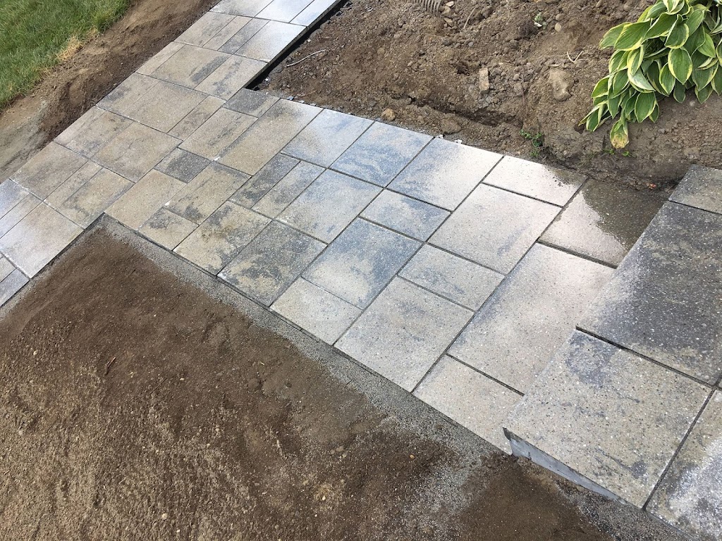Côté Paysagiste | 122 Rue des Ancêtres, Saint-Raymond, QC G3L 2A5, Canada | Phone: (581) 991-9198