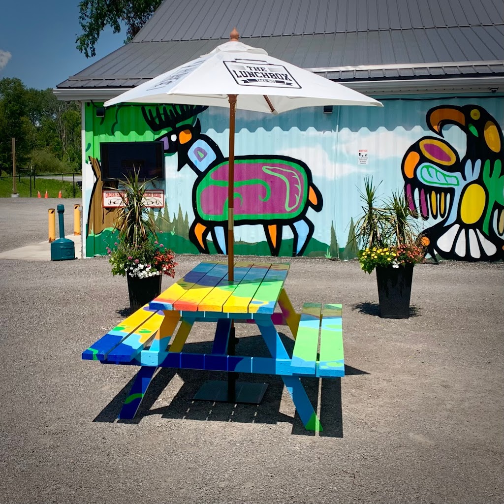 The Lunchbox Roseneath | 8965 45, Roseneath, ON K0K 2X0, Canada | Phone: (249) 487-0024
