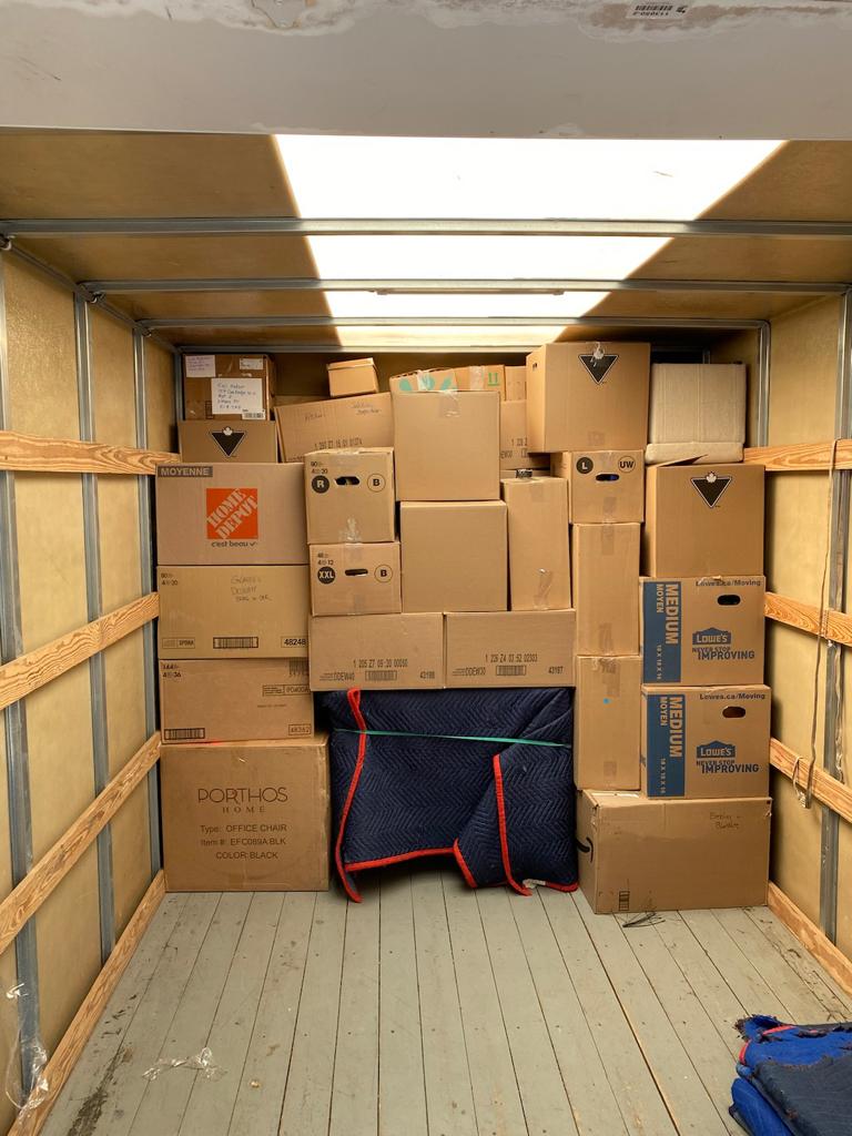 Ez Moving Solutions | 4869 Bank St, Gloucester, ON K1X 1G6, Canada | Phone: (613) 981-2210