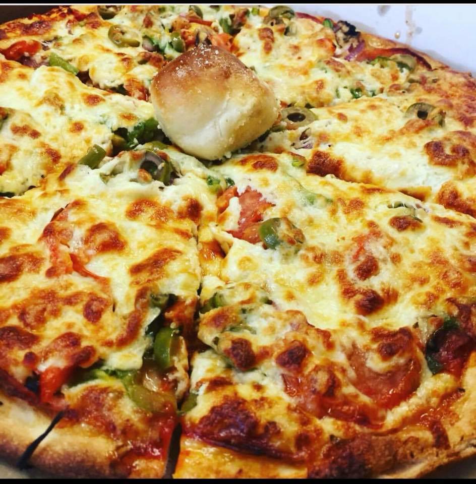 Riverside Pizzeria Ottawa | 3679 Riverside Dr, Ottawa, ON K1V 1G8, Canada | Phone: (613) 260-8555