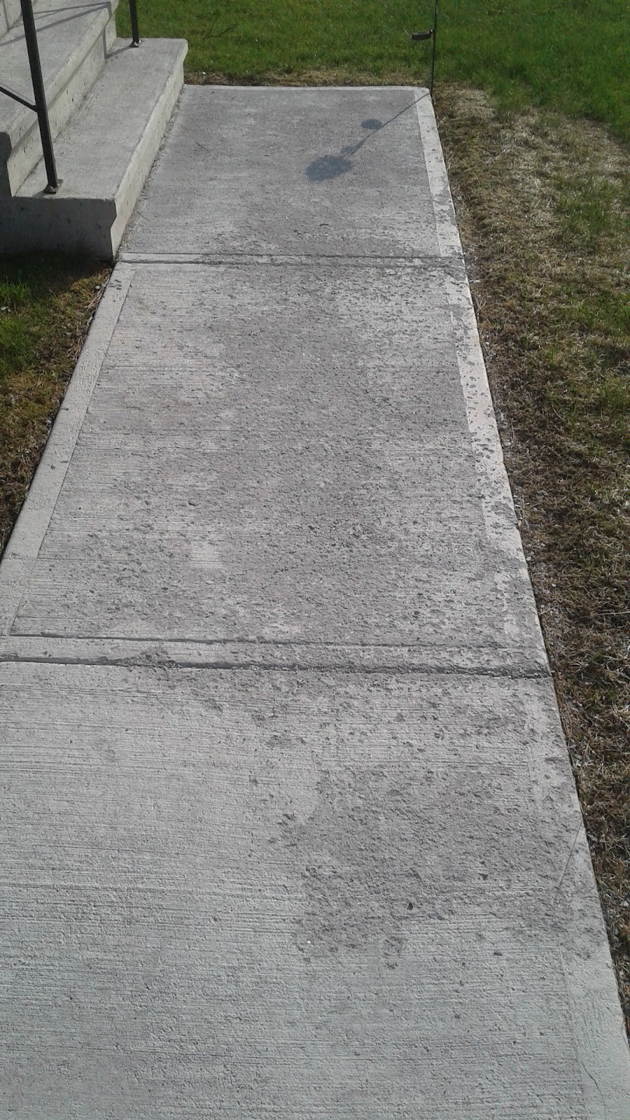Tom Mix Concrete and Pembroke Crane Rental | 58 Tv Tower Rd, Pembroke, ON K8A 6W6, Canada | Phone: (613) 732-8287