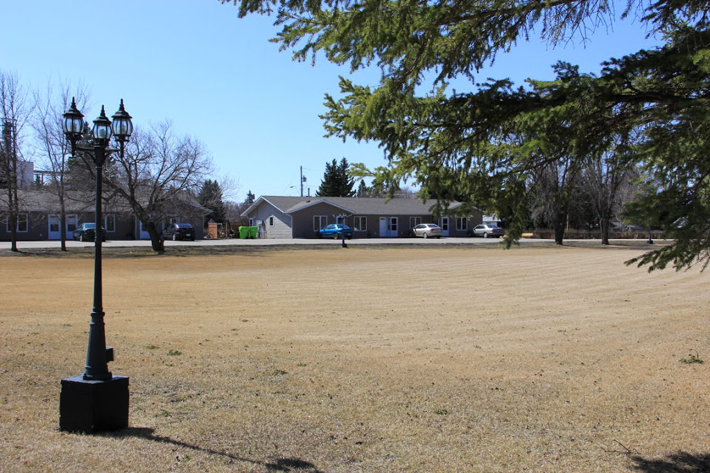 Hayes Haven | 920 McKay St, Indian Head, SK S0G 2K0, Canada | Phone: (306) 695-2049