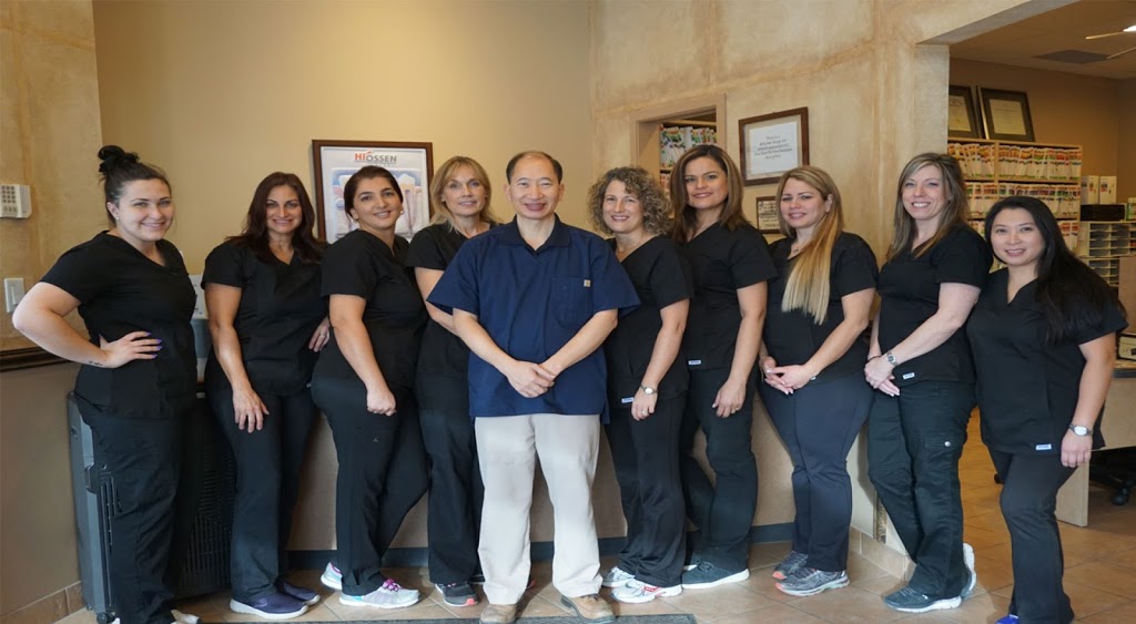 Newmarket Dental Care | 17906 Yonge St #2, Newmarket, ON L3Y 8S1, Canada | Phone: (905) 895-1616