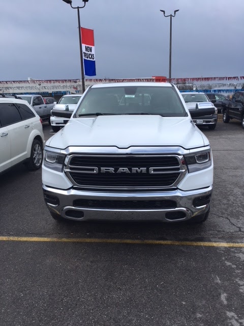 MAC LANG ORILLIA- Dodge Ram Jeep Chrysler Dealer | 450 Memorial Ave, Orillia, ON L3V 0T7, Canada | Phone: (888) 714-4789