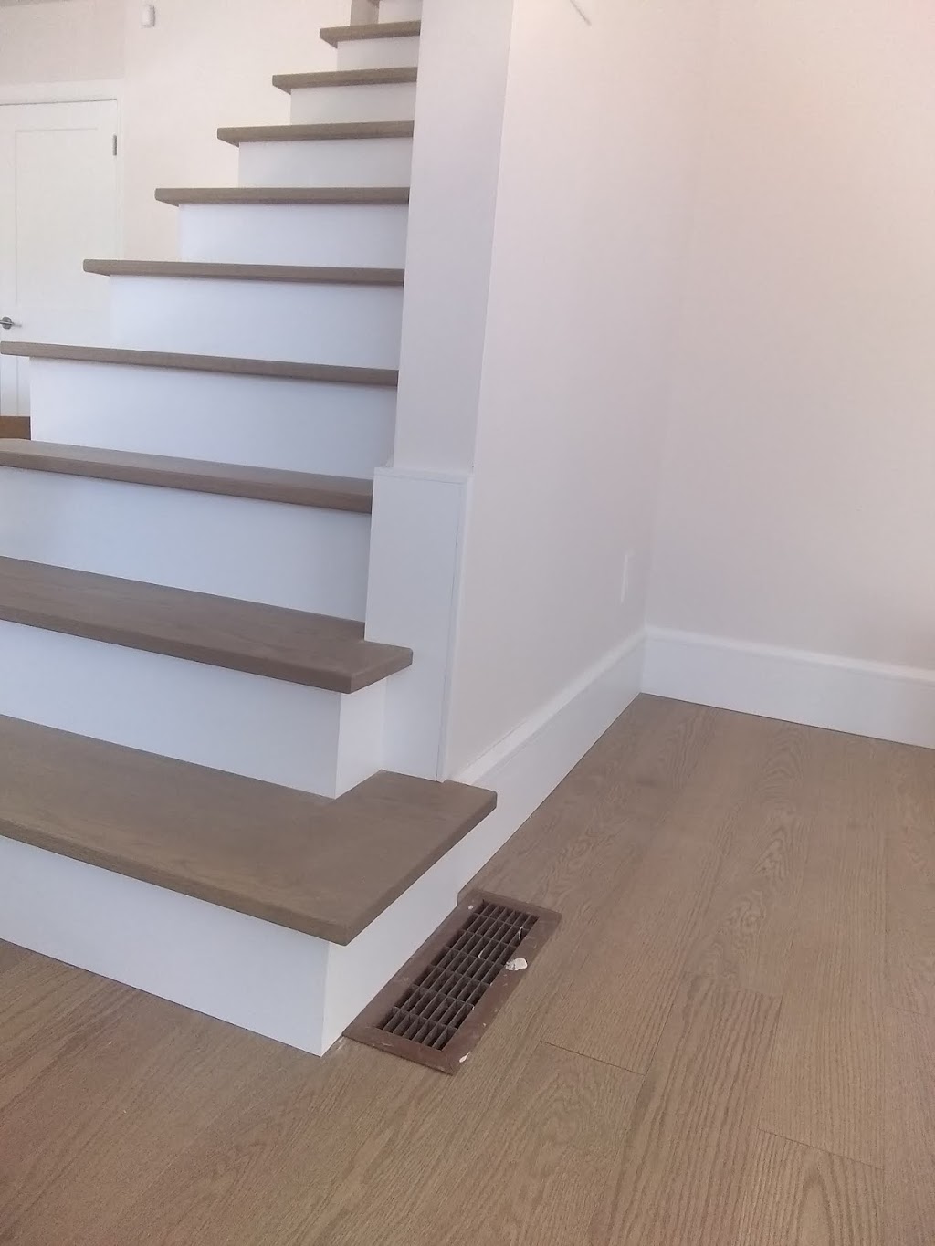 Parquet Design D & D Inc | 290 Mnt Saint-Régis Suite 200, Saint-Constant, QC J5A 0Y7, Canada | Phone: (450) 635-3105