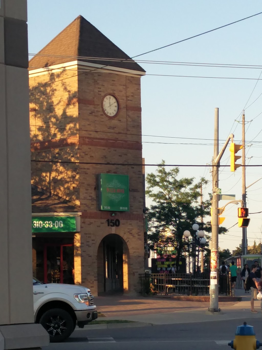 Pizza Nova | 150 University Ave W, Waterloo, ON N2L 3E4, Canada | Phone: (844) 310-3300