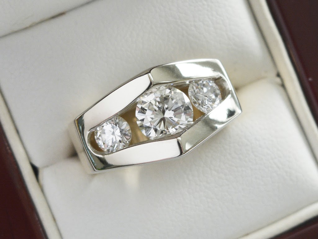 A&A Jewellers | 196 Henderson Hwy, Winnipeg, MB R2L 1L8, Canada | Phone: (204) 661-3494