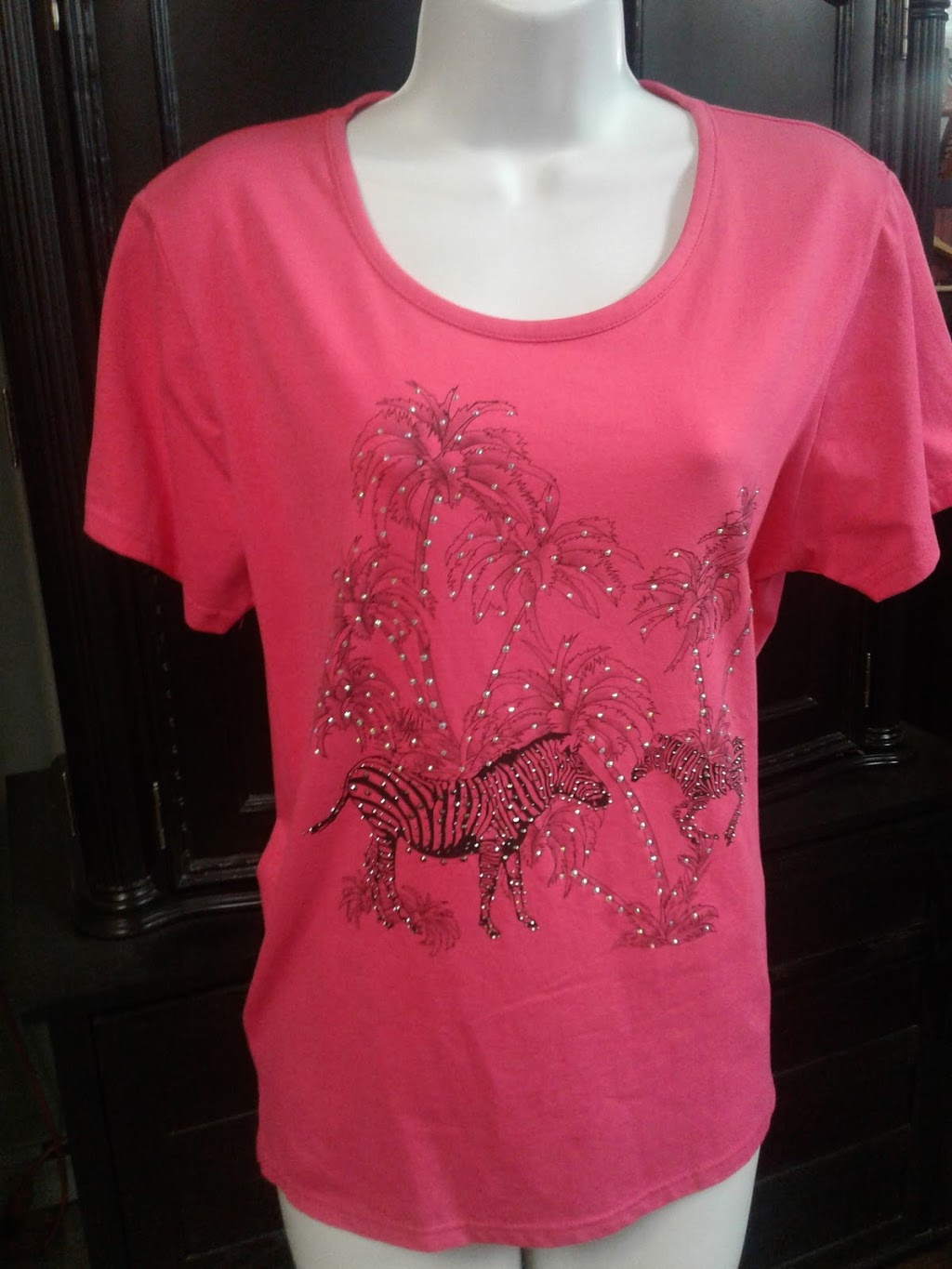 Metamorphus Fashions | 470 Robinson Rd, Ennismore, ON K0L 1T0, Canada | Phone: (705) 775-5554