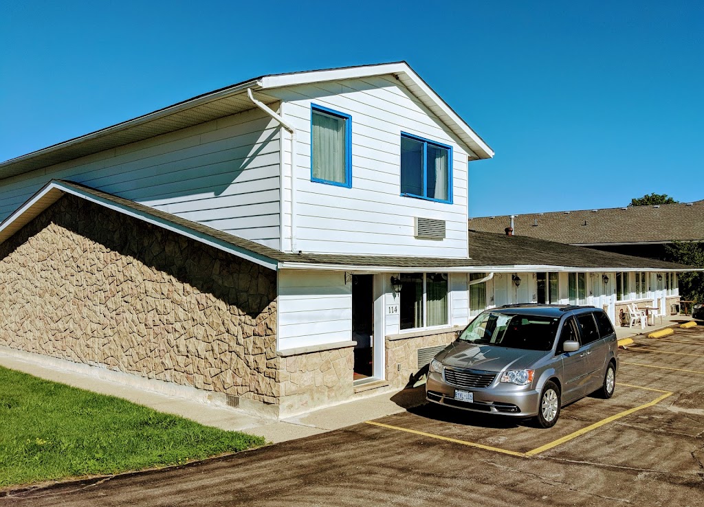 Diamond Motor Inn | 713 9th Ave E, Owen Sound, ON N4K 3E6, Canada | Phone: (519) 371-2011