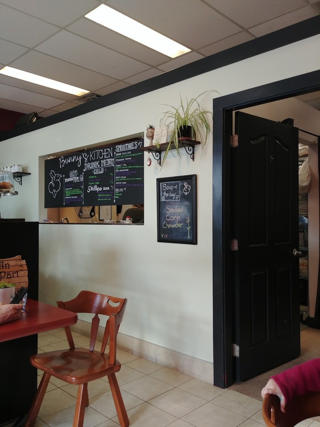 Bunnys Nook Kitchen | 904b Esquimalt Rd, Victoria, BC V9A 4M6, Canada | Phone: (250) 361-9346