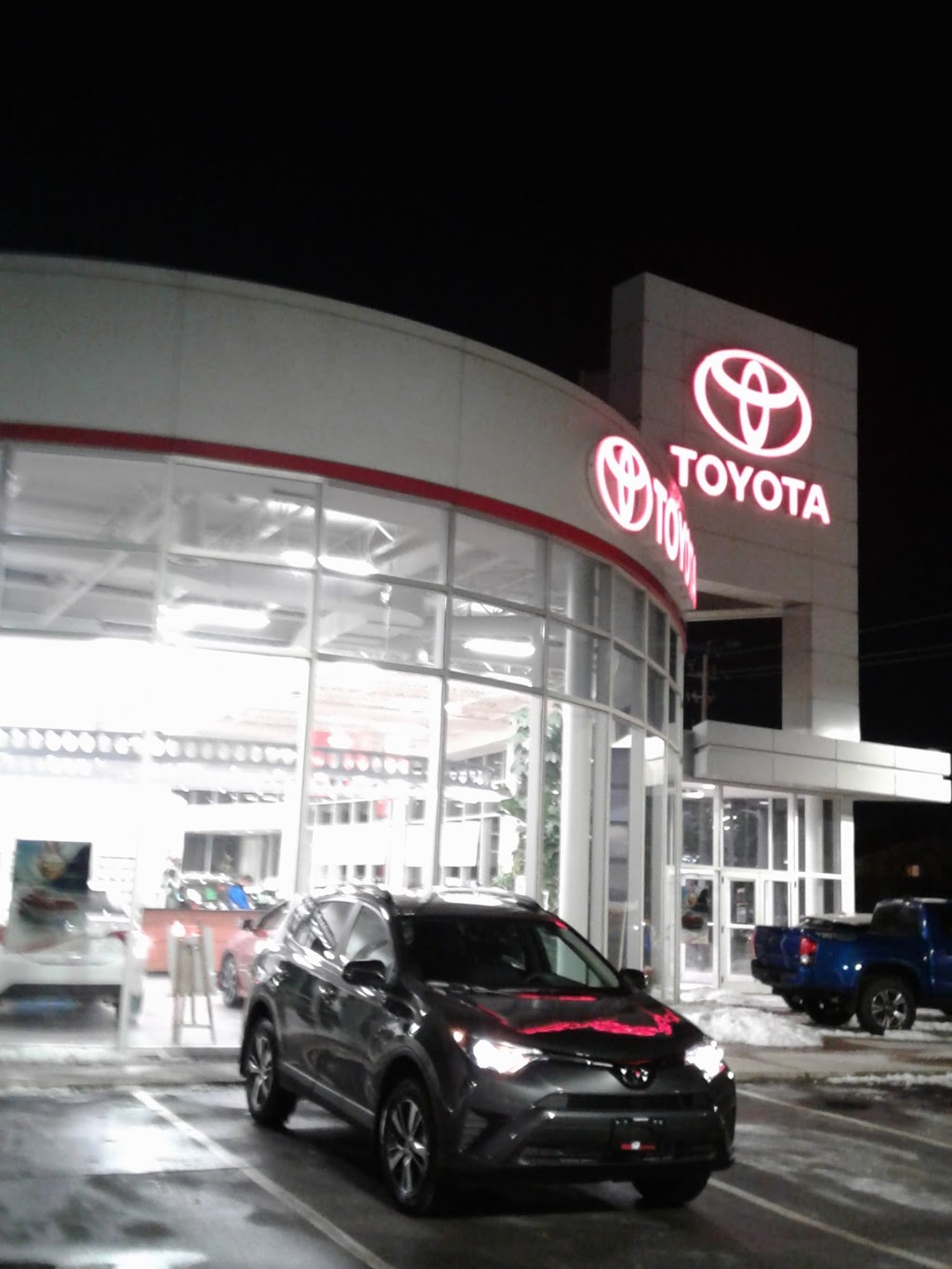 Red Hill Toyota | 2333 Barton St E, Hamilton, ON L8E 2W8, Canada | Phone: (905) 561-1202