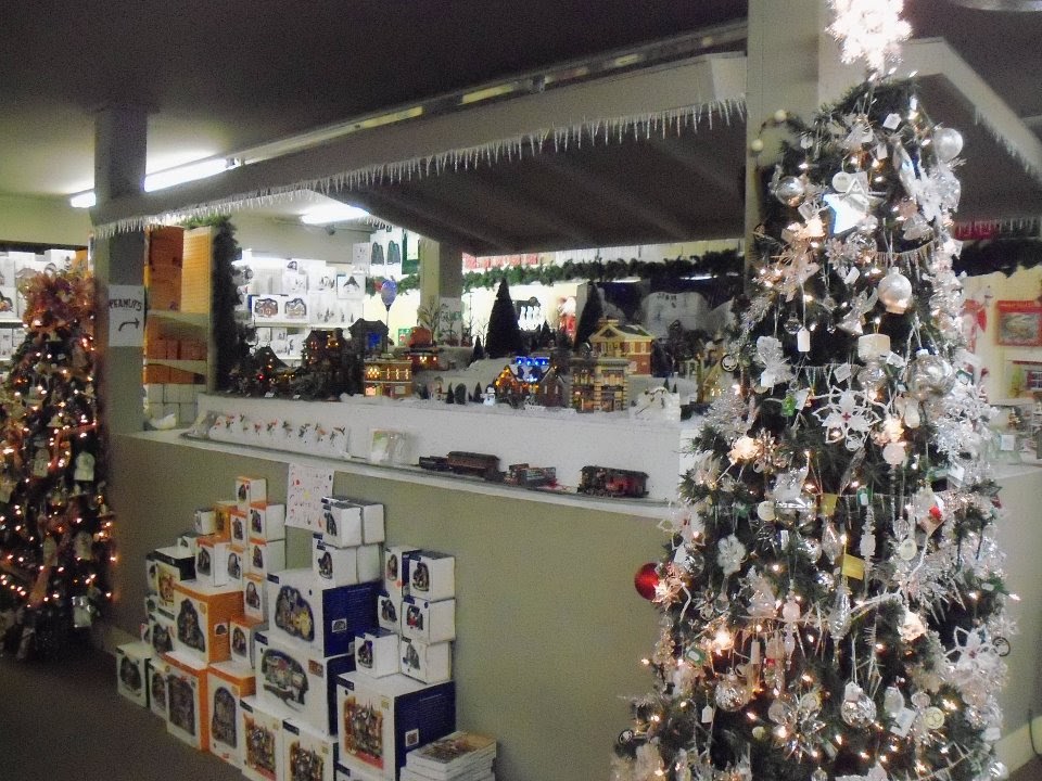 Karlas Christmas Shoppe | 500 Riverside Dr, Clayton, NY 13624, USA | Phone: (315) 686-1906