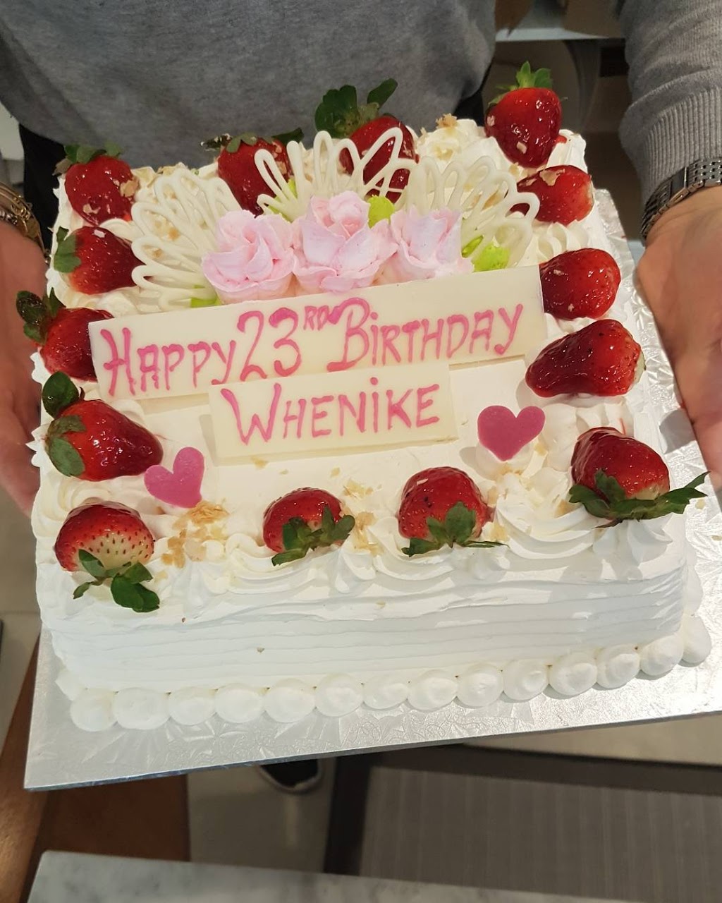 Nicols Pastry Shop | 8633 Weston Rd, Woodbridge, ON L4L 9R6, Canada | Phone: (905) 264-2253