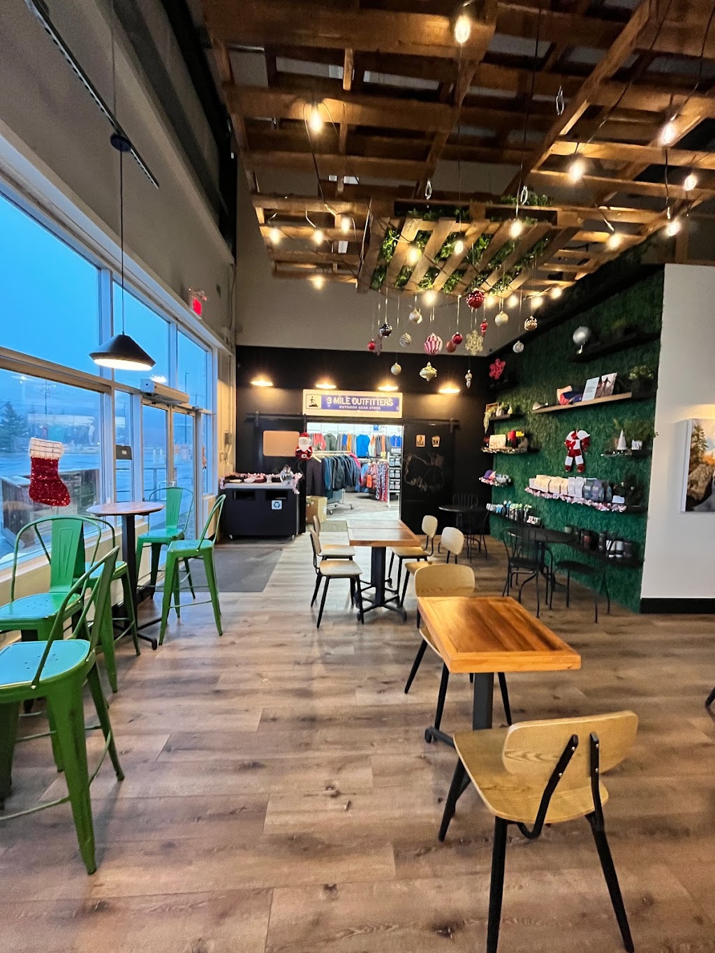 The 5K Cafe | 124 Chain Lake Dr, Halifax, NS B3S 1A2, Canada | Phone: (902) 405-7555