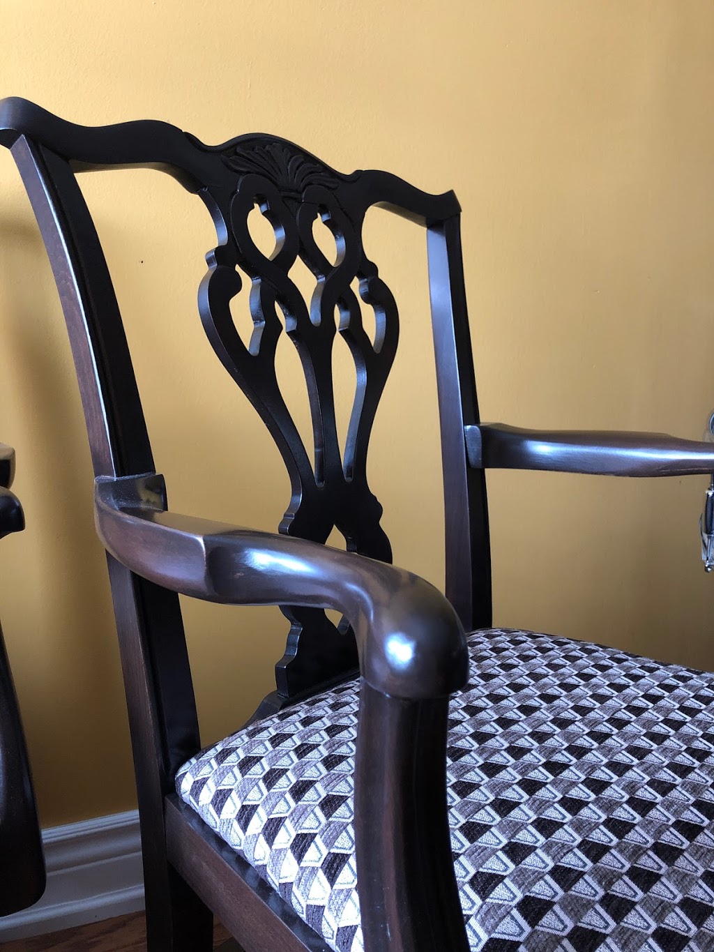 Furniture Finishing & Touches Inc | 3650 Weston Rd #17-18, North York, ON M9L 1W2, Canada | Phone: (647) 883-9074