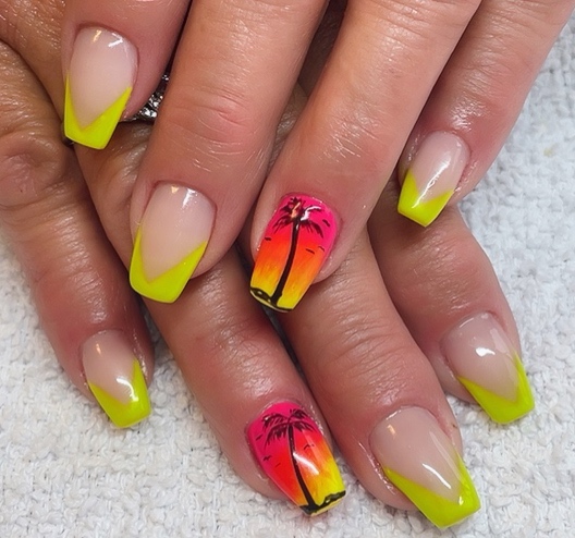 Tammys Nails | 133 Grand Ave, Norglenwold, AB T4S 1S5, Canada | Phone: (403) 392-9254