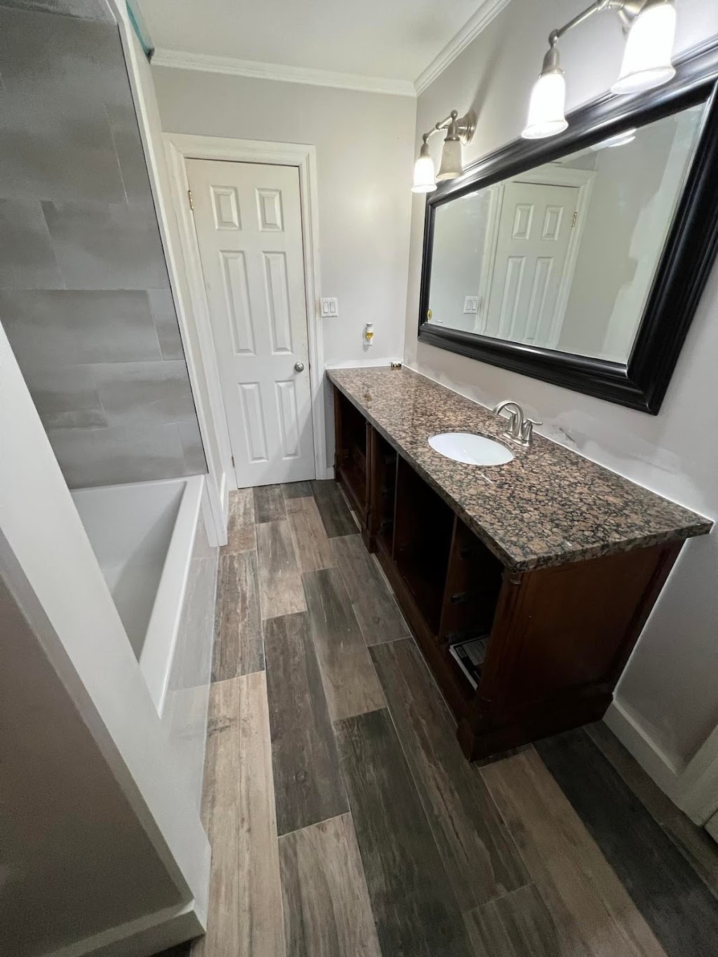 Hudgin Contracting | 2838 Clarksville Street, Innisfil, ON L9S 2J1, Canada | Phone: (289) 338-7621