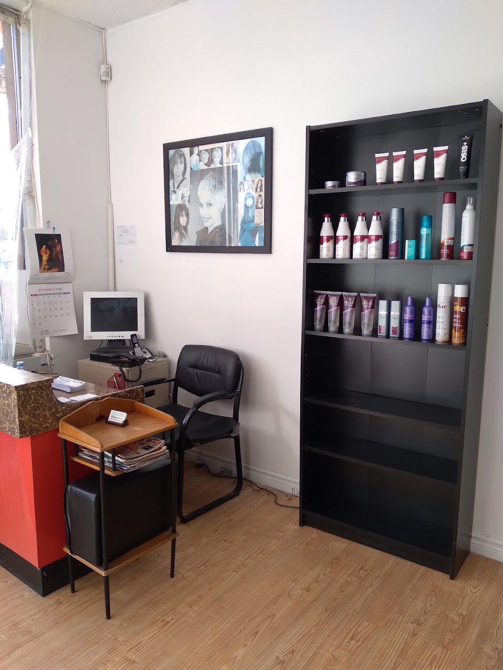 Star Hair Salon | 212 John St S, Hamilton, ON L8N 2C8, Canada | Phone: (905) 525-6777