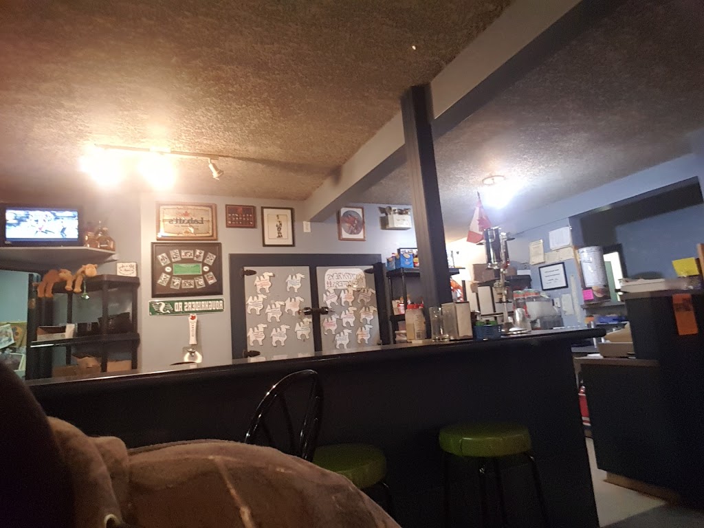 Humphreys Tavern | Railway Ave, Meath Park, SK S0J 1T0, Canada | Phone: (306) 929-3388