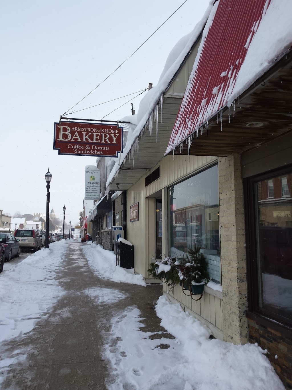 Armstrongs Home Bakery | 644 Campbell St, Lucknow, ON N0G 2H0, Canada | Phone: (519) 528-2211