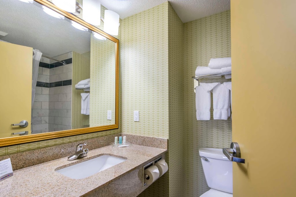 Clarion Hotel & Conference Centre | 2100 Premier Way, Sherwood Park, AB T8H 2G4, Canada | Phone: (780) 464-4900