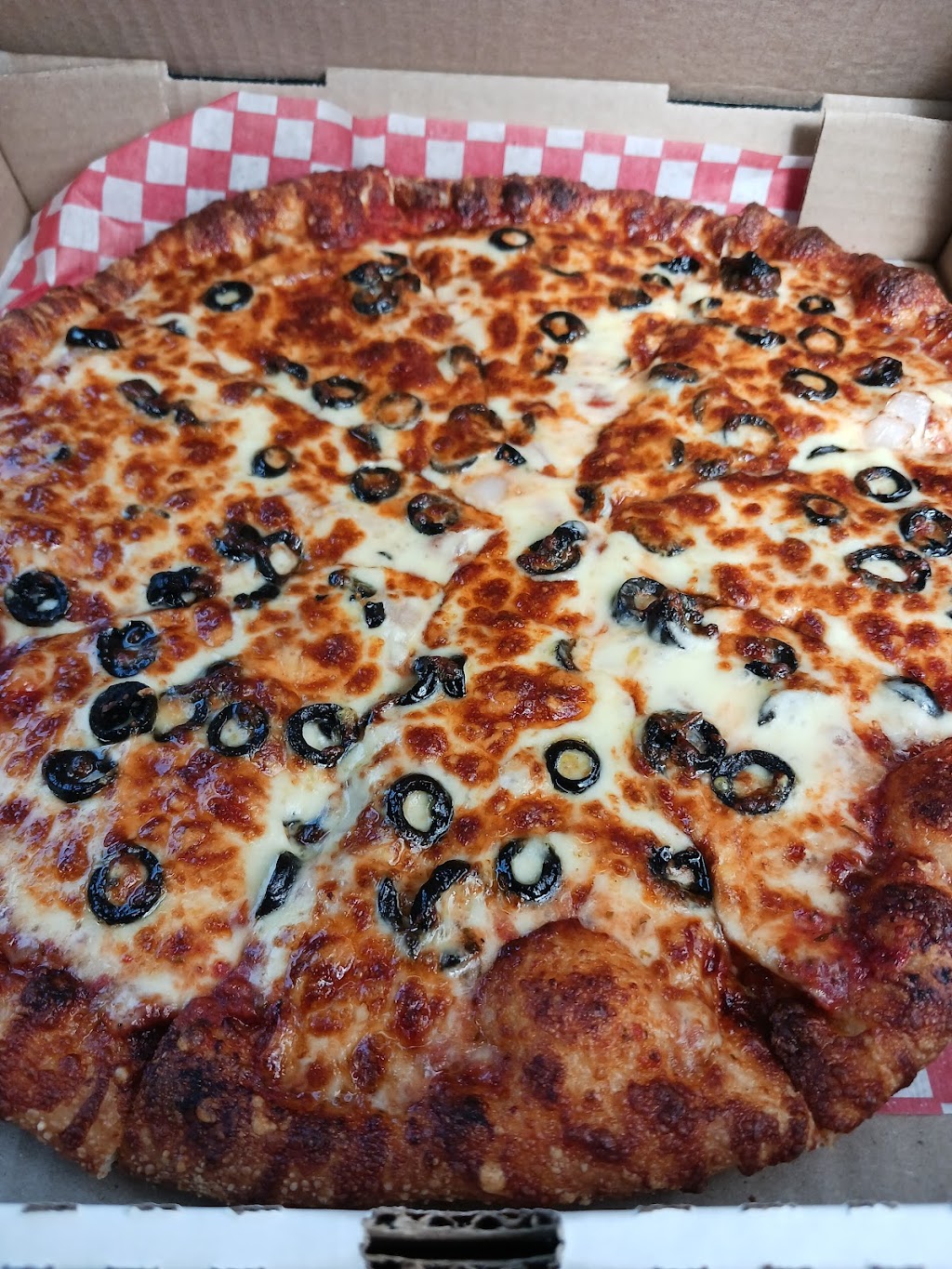 Roundabout Pizza | 3292 Cowichan Lake Rd #104, Duncan, BC V9L 4C1, Canada | Phone: (250) 746-2299