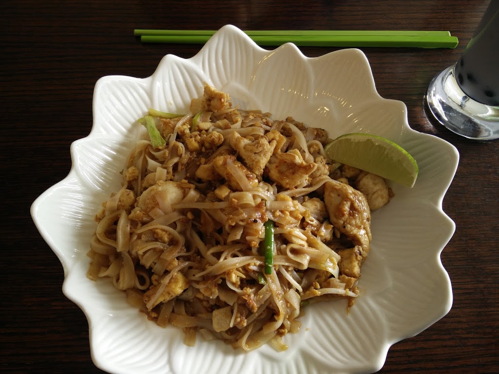 Lemongrass Thai Cuisine | 245 Edinburgh Rd S, Guelph, ON N1G 2J6, Canada | Phone: (519) 823-8353