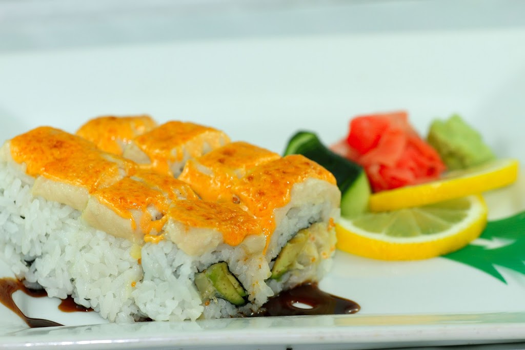 Lucky Sushi | 103-1102 Ewen Ave, New Westminster, BC V3M 5E4, Canada | Phone: (604) 529-9822
