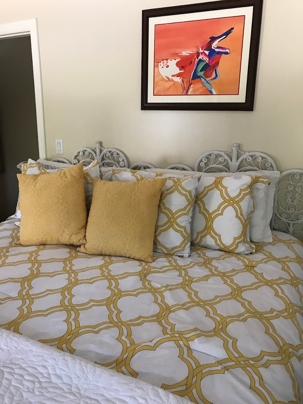 The Cottage | 63 Sanford Street, Brighton, ON K0K 1H0, Canada | Phone: (613) 847-7142