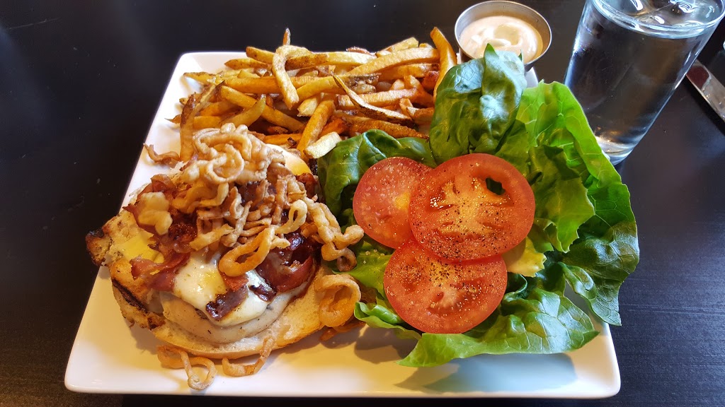Marion Street Eatery | 393 Marion St, Winnipeg, MB R2H 0V4, Canada | Phone: (204) 233-2843