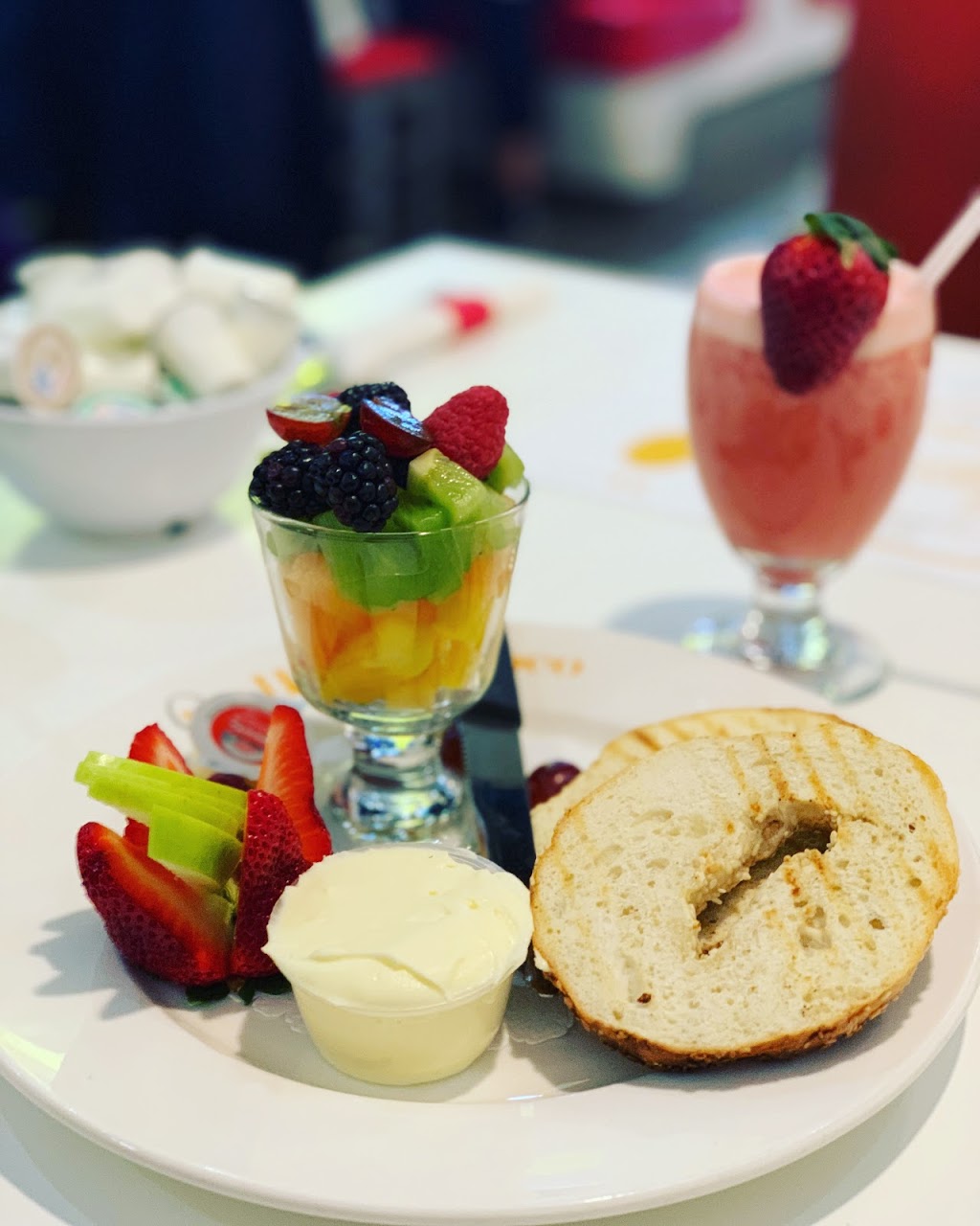 allô! mon coco - Blainville | 16-9 Boul De La Seigneurie, Blainville, QC J7C 4G6, Canada | Phone: (450) 951-9790