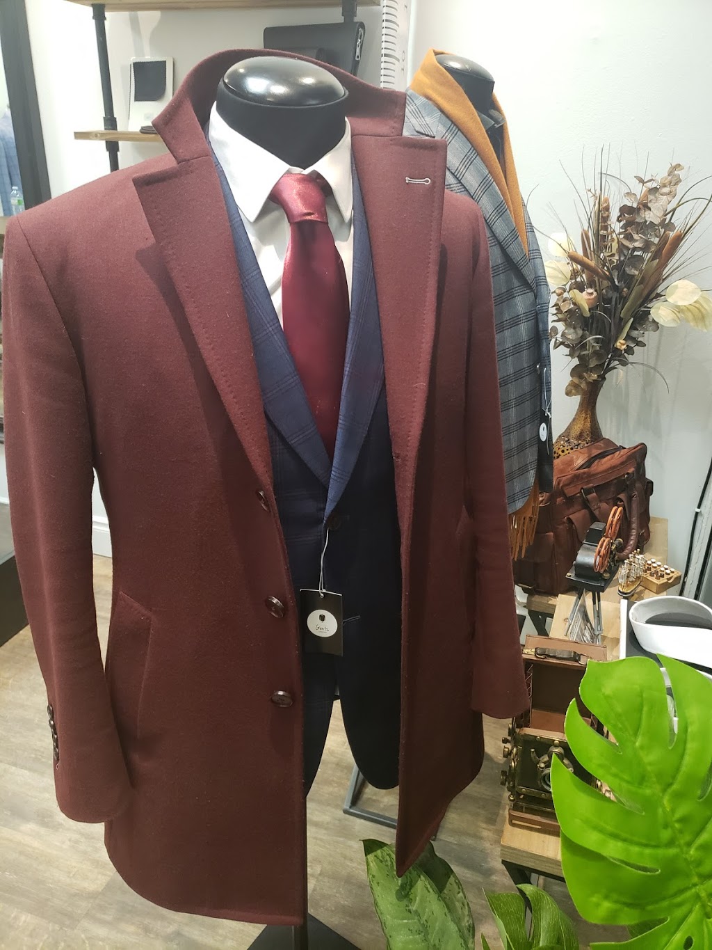 Gents Custom Wear | 2155 Leanne Blvd unit 101A, Mississauga, ON L5K 2L6, Canada | Phone: (647) 655-4966