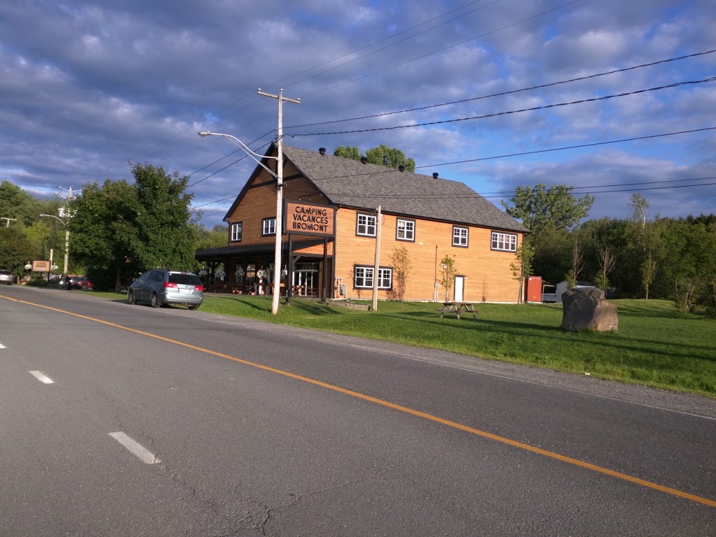 Camping Vacances Bromont | 22 Rue Bleury, Bromont, QC J2L 1B3, Canada | Phone: (450) 534-4434